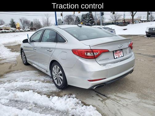2016 Hyundai SONATA Sport