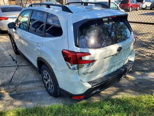 2019 Subaru Forester Premium