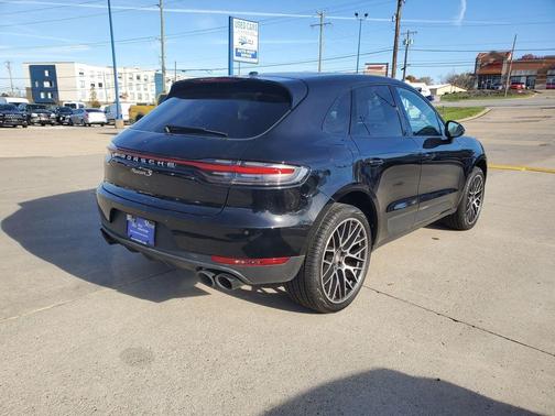 2019 Porsche Macan S