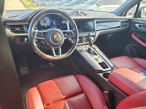 2019 Porsche Macan S