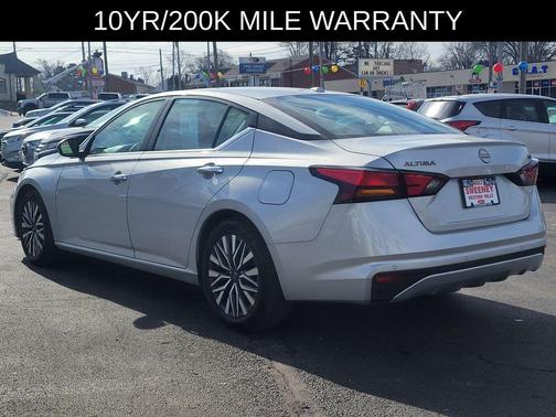 2024 Nissan Altima 2.5 SV