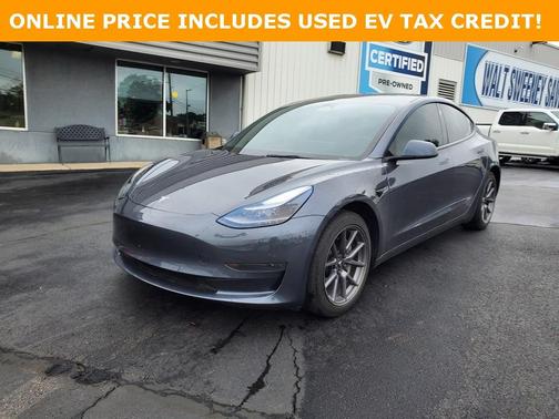 2022 Tesla Model 3 Base