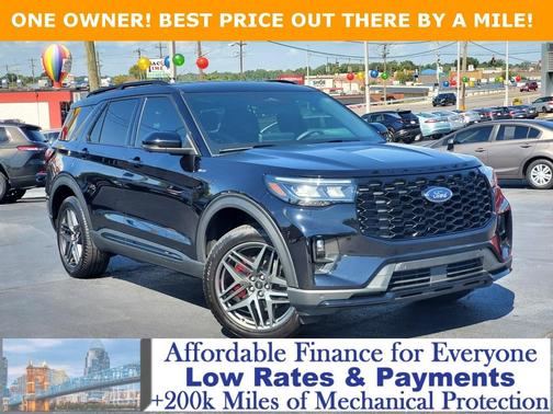 2025 Ford Explorer ST-Line