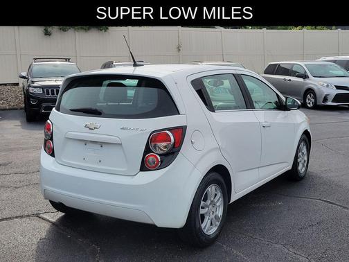 Summit White 2012 Chevrolet Sonic 2LT
