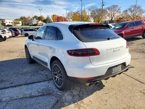 2017 Porsche Macan S
