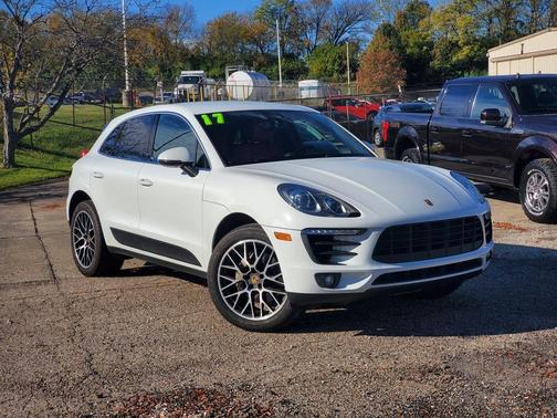 2017 Porsche Macan S