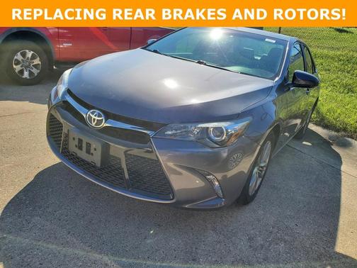 2016 Toyota Camry SE