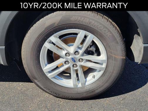 Gray Metallic 2022 Ford Explorer XLT