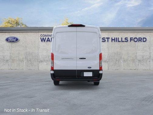 2025 Ford E-Transit Base
