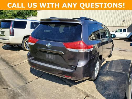 2014 Toyota Sienna XLE