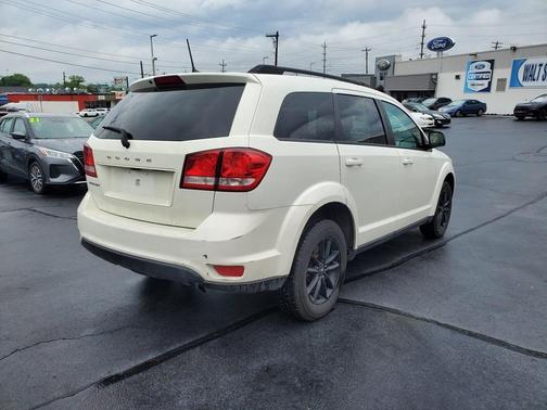 2019 Dodge Journey SE