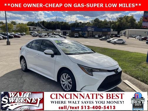 Photo 1 of 33 of 2021 Toyota Corolla LE
