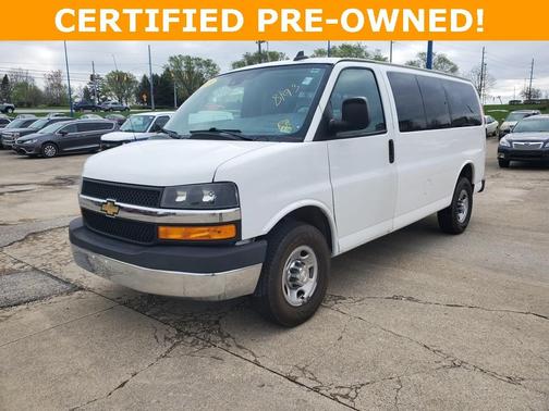 2019 Chevrolet Express 3500 LT