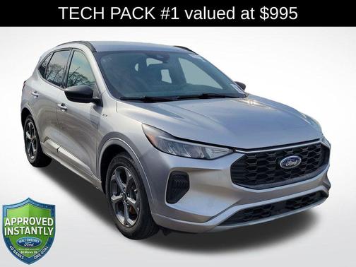 Iconic Silver Metallic 2023 Ford Escape ST-Line