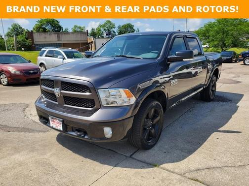 2016 RAM 1500 SLT