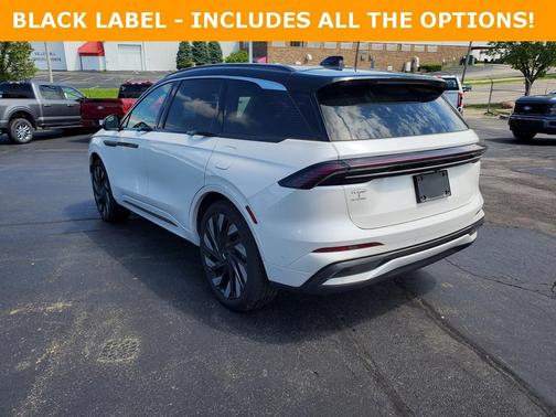 2024 Lincoln Nautilus Black Label
