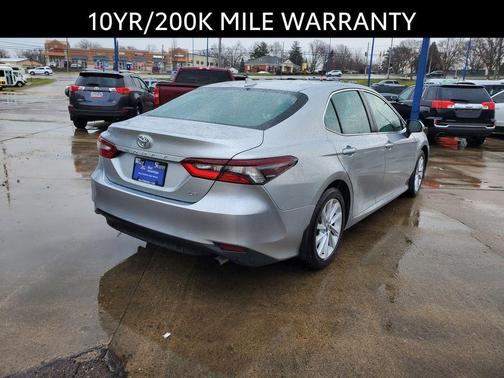 2022 Toyota Camry LE