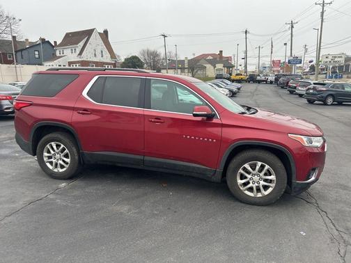 2019 Chevrolet Traverse LT Cloth