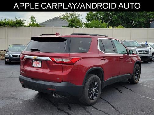 Cajun Red Tintcoat 2019 Chevrolet Traverse LT Cloth