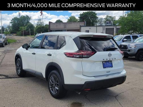 Glacier White 2024 Nissan Rogue S