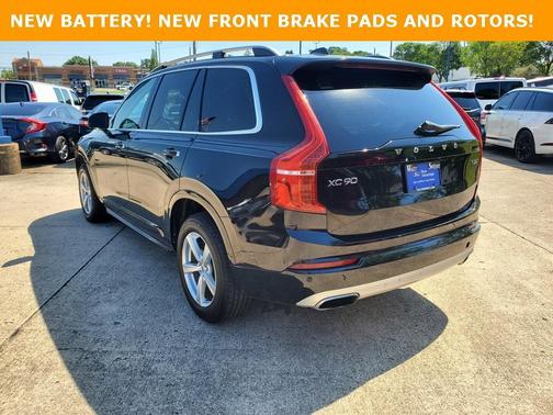 2016 Volvo XC90 T5 Momentum