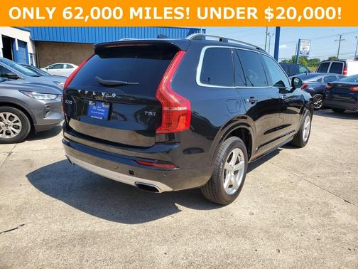 2016 Volvo XC90 T5 Momentum