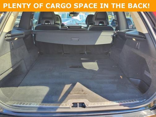 2016 Volvo XC90 T5 Momentum