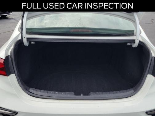 Clear White 2019 Kia Forte LXS