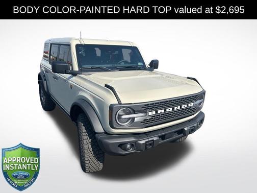 Desert Sand 2025 Ford Bronco Badlands