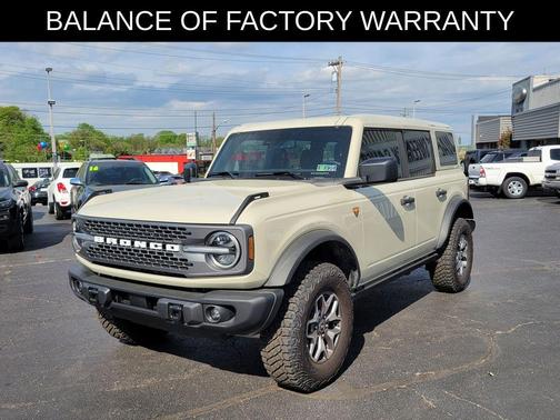 Desert Sand 2025 Ford Bronco Badlands