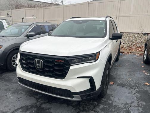 2024 Honda Pilot TrailSport