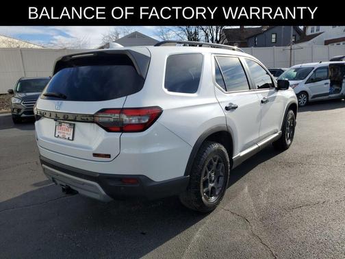 2024 Honda Pilot TrailSport