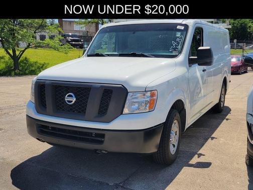 Glacier White 2015 Nissan NV Cargo NV2500 HD SV V6/SV V8