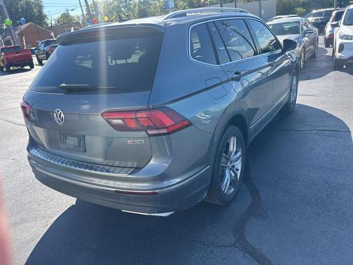 2021 Volkswagen Tiguan 2.0T SEL