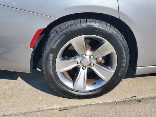 2015 Dodge Charger SXT