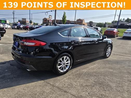 2020 Ford Fusion SE