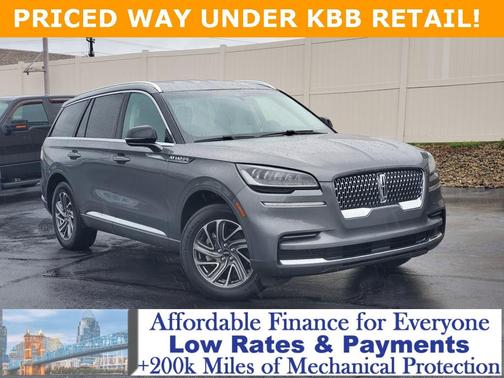 2022 Lincoln Aviator Standard AWD