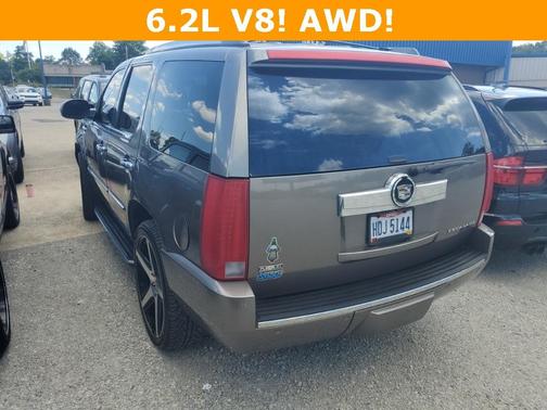 2012 Cadillac Escalade Luxury