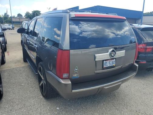 2012 Cadillac Escalade Luxury