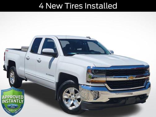 Summit White 2018 Chevrolet Silverado 1500 LT