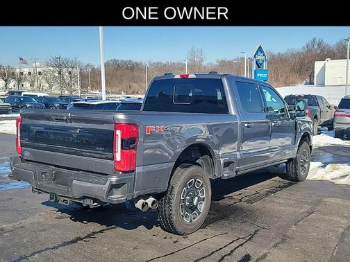 2025 Ford F-350 Platinum