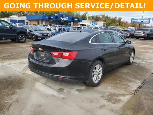 2017 Chevrolet Malibu 1LT