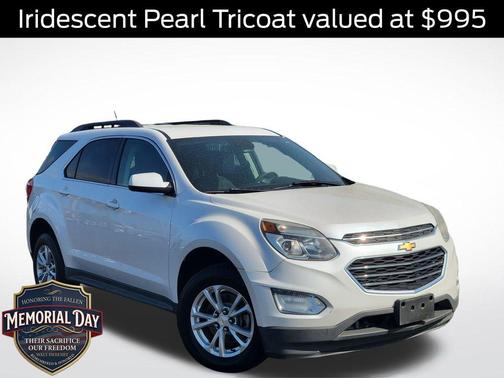 Iridescent Pearl Tricoat 2017 Chevrolet Equinox LT