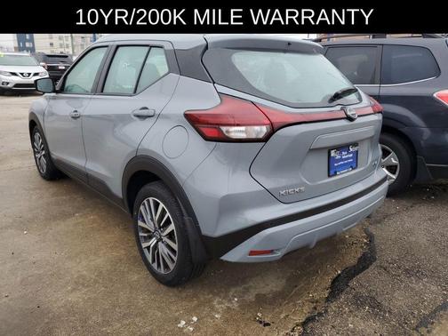 2023 Nissan Kicks SV