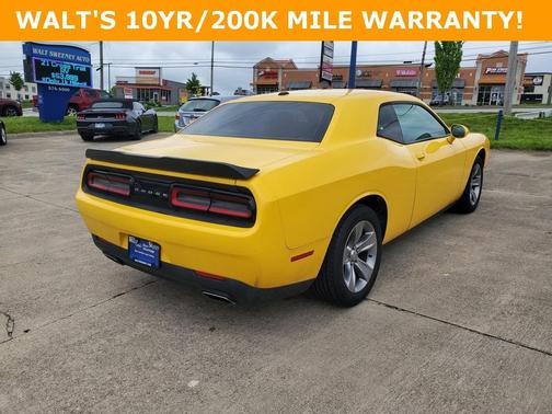 2017 Dodge Challenger SXT