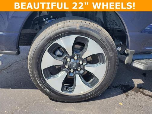 2023 Ford F-150 Lightning Platinum