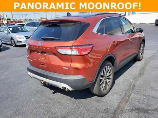 2020 Ford Escape Titanium