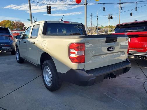 2025 Ford Maverick XL