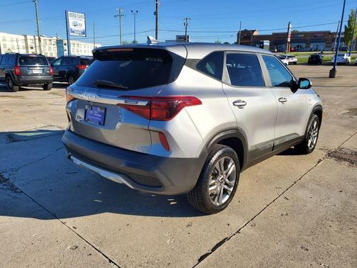 2023 Kia Seltos LX