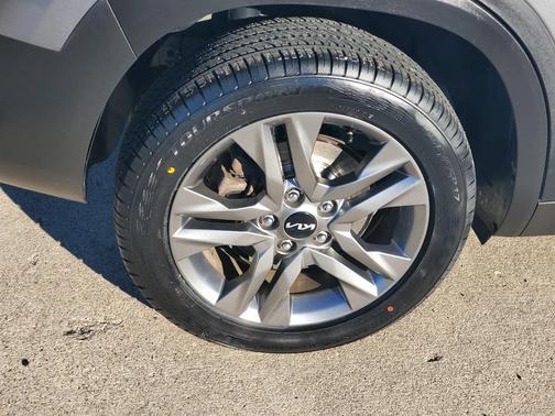 2023 Kia Seltos LX
